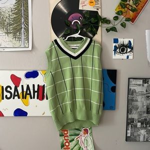 Green Sweater vest